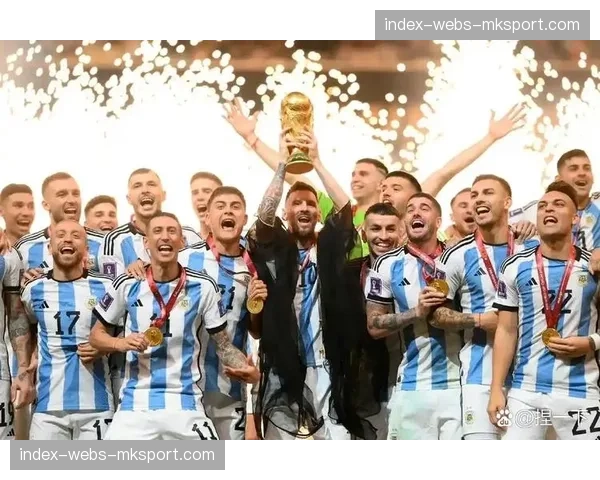 观点:VAR在三月多次介入点球判罚,一致性再受质疑 观点:VAR在三月多次介入点球判罚,一致性再受质疑