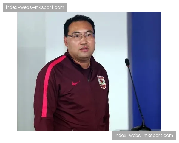 在柏林举办的足球教练大会上，关于“门将参与后场组织”的专题工作坊